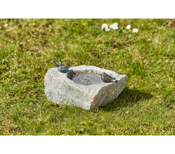Rottenecker Granit-Vogeltränke mit Bronzevögeln