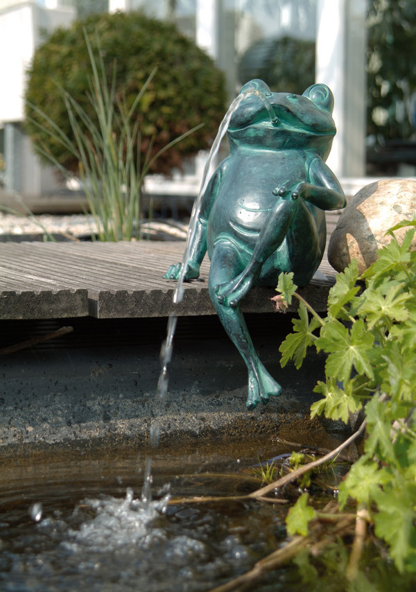 Ubbink Polystone-Wasserspeier Frosch, ca. B20/H23/T15 cm